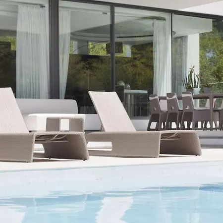 Villa Phenomenal Algarve Flowerscape 4 Bedrooms Steam & Almancil